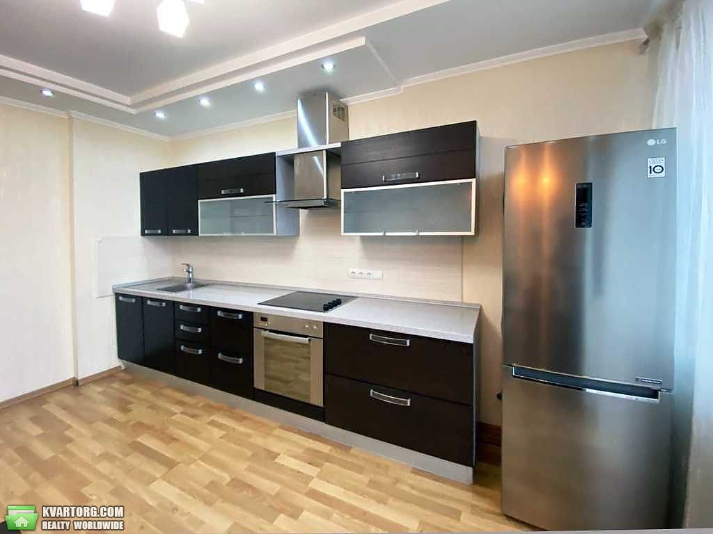 Rent out 2-room apartment. Киев,  Феодосийский пер — photo 1