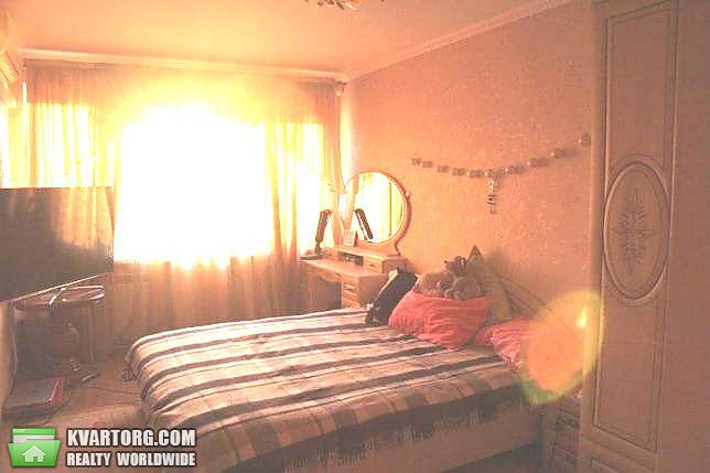 Sell 3-room apartment. Киев,  Святошинская пл — photo 4