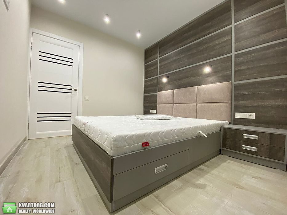 Rent out 1-room apartment. Киев, Бойчука — photo 1