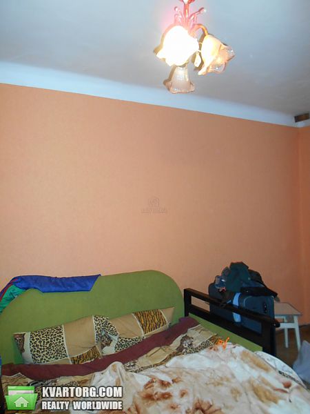 Sell 2-room apartment. Киев, Салютная — photo 1