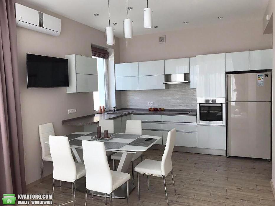 Rent out 2-room apartment. Киев, деловая — photo 6