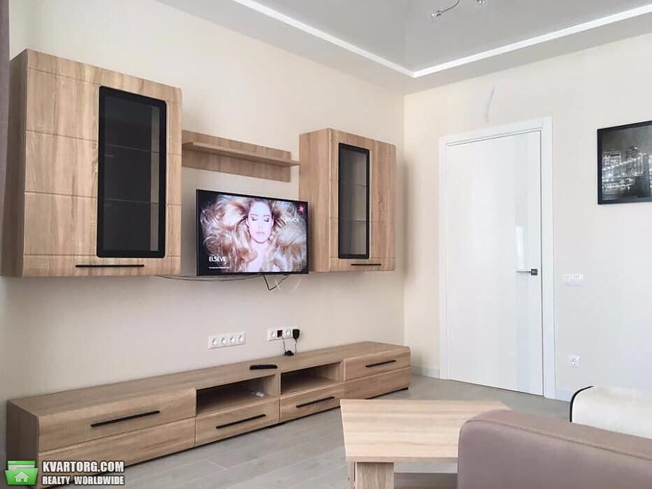 Rent out 1-room apartment. Киев,  Днепровская наб — photo 5