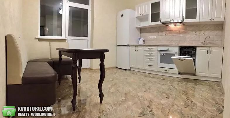 Rent out 3-room apartment. Киев, Елени Пчилки — photo 6