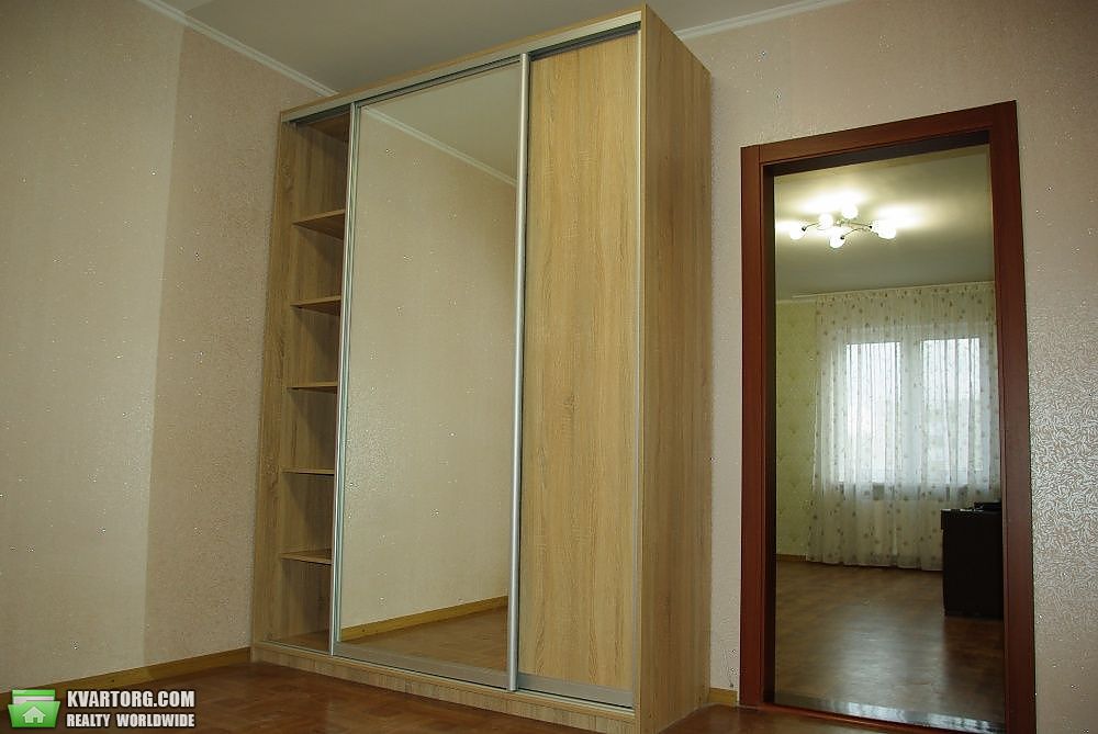 Rent out 1-room apartment. Киев, Данченко — photo 4