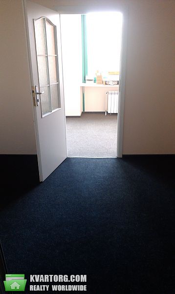 Rent out office. Киев, Бажана — photo 8