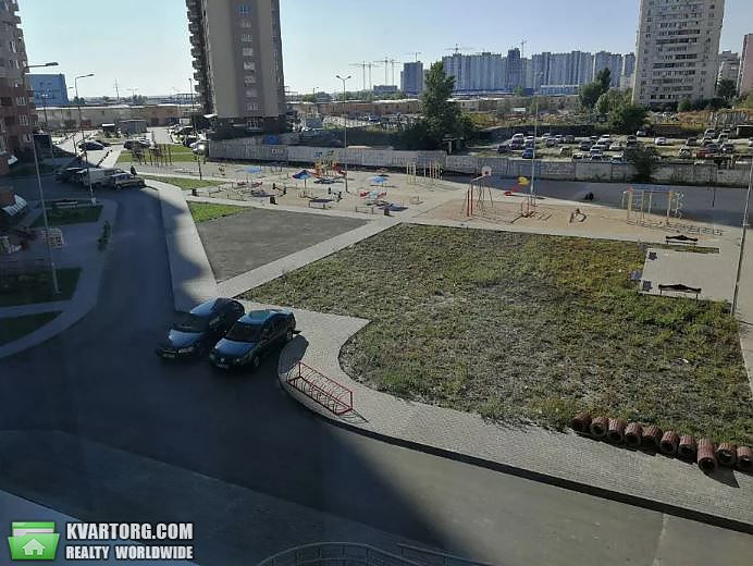 Rent out 1-room apartment. Киев,  Крушельницкой — photo 10