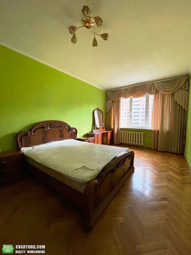 Sell 4-room apartment. Киев,  Старонаводницкая — photo 2
