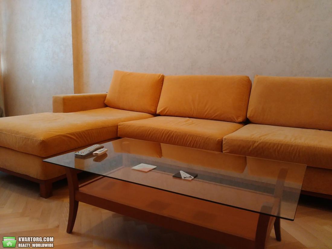 Rent out 2-room apartment. Киев,  Леси Украинки бул — photo 1