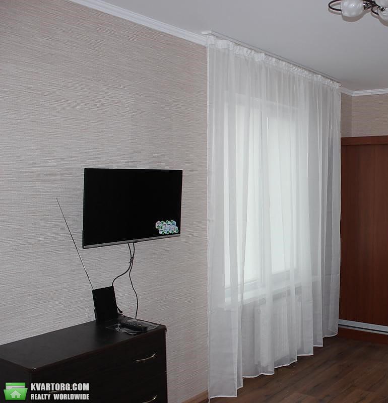 Rent out 2-room apartment. Киев,  Клавдиевская — photo 4