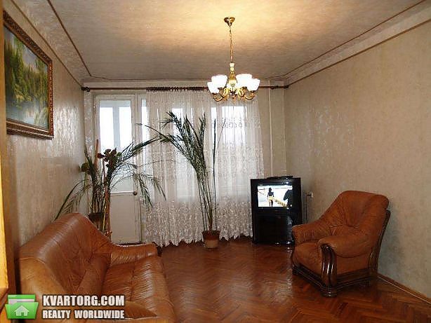 Rent out 3-room apartment. Киев,  Бастионная — photo 1
