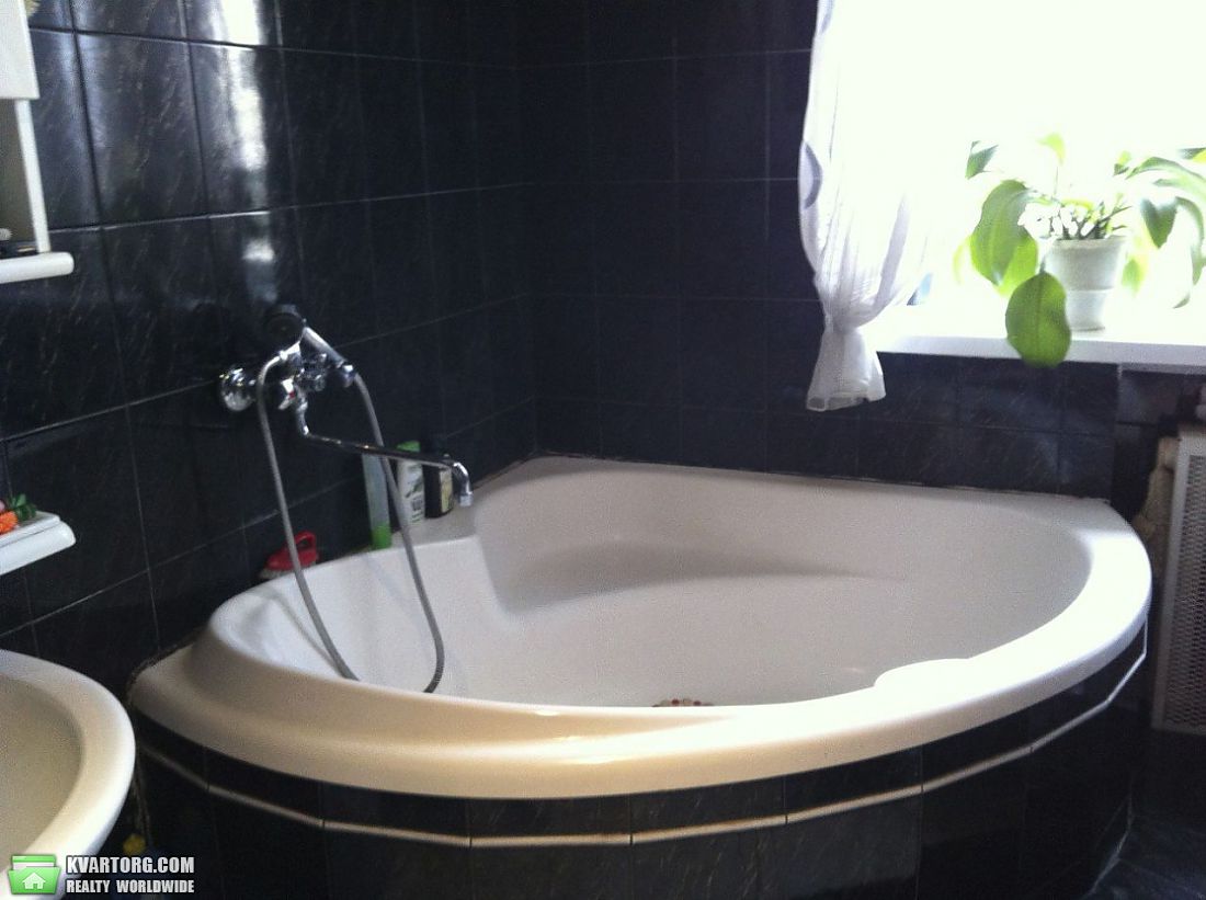 Sell 4-room apartment. Киев,  Липская — photo 7