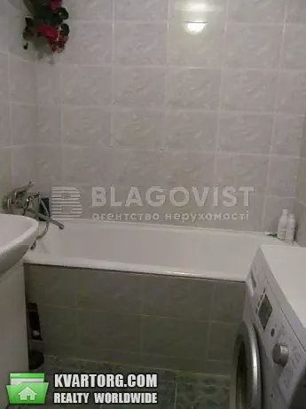Rent out 3-room apartment. Киев, Срибнокильская — photo 7