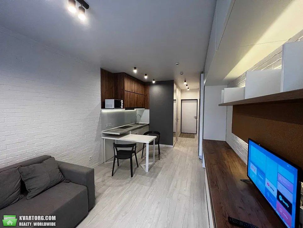 Rent out 1-room apartment. Киев,  Васильковская — photo 1