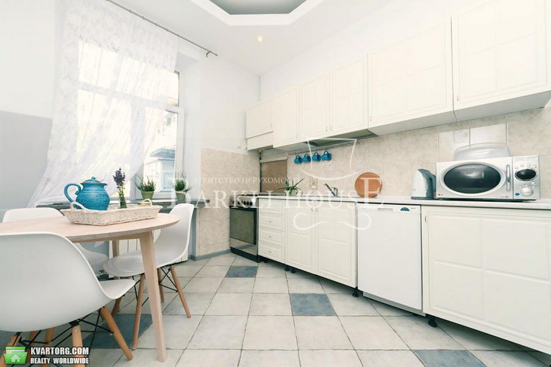 Rent out 3-room apartment. Киев,  Лютеранская — photo 5