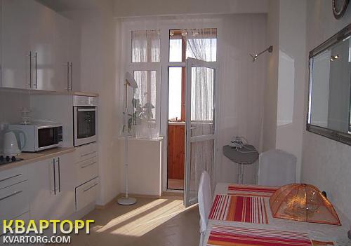 Rent out 2-room apartment. Киев,  Щорса — photo 6