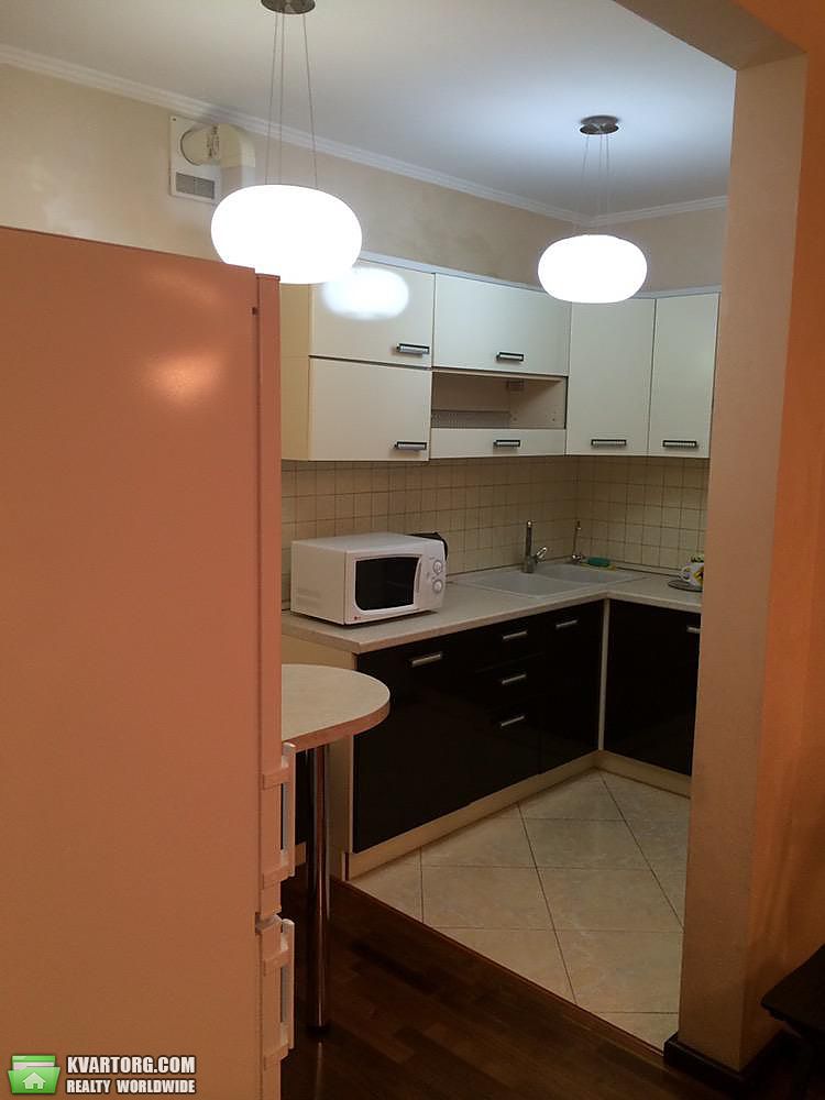 Rent out 2-room apartment. Киев,  Мирного Панаса — photo 3