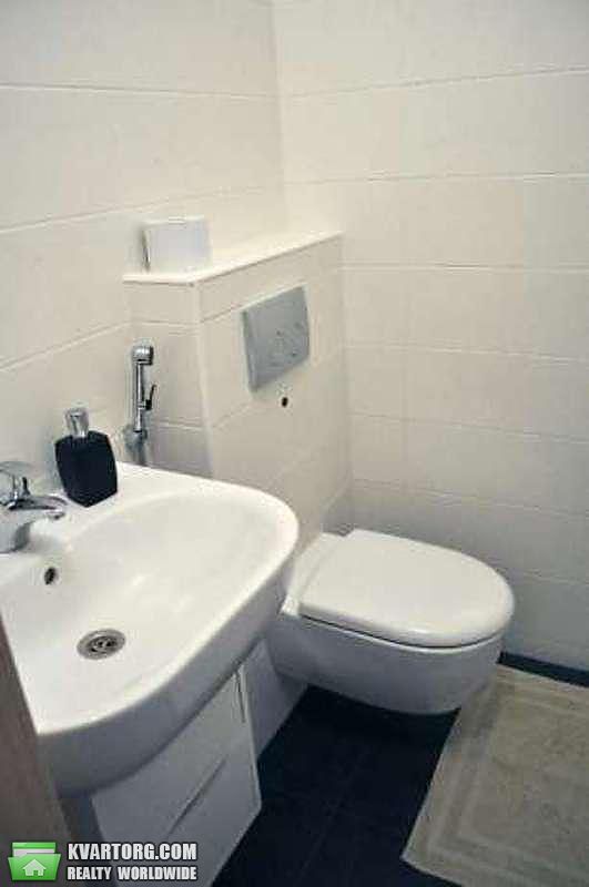 Rent out 2-room apartment. Киев, Лобановского проспект — photo 8