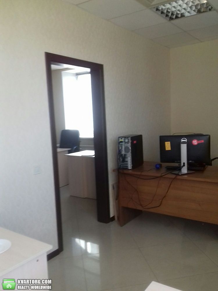 Rent out office. Киев, Дегтяревская — photo 9