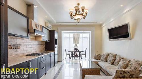 Rent out 4-room apartment. Одесса, Дерибасовская — photo 8