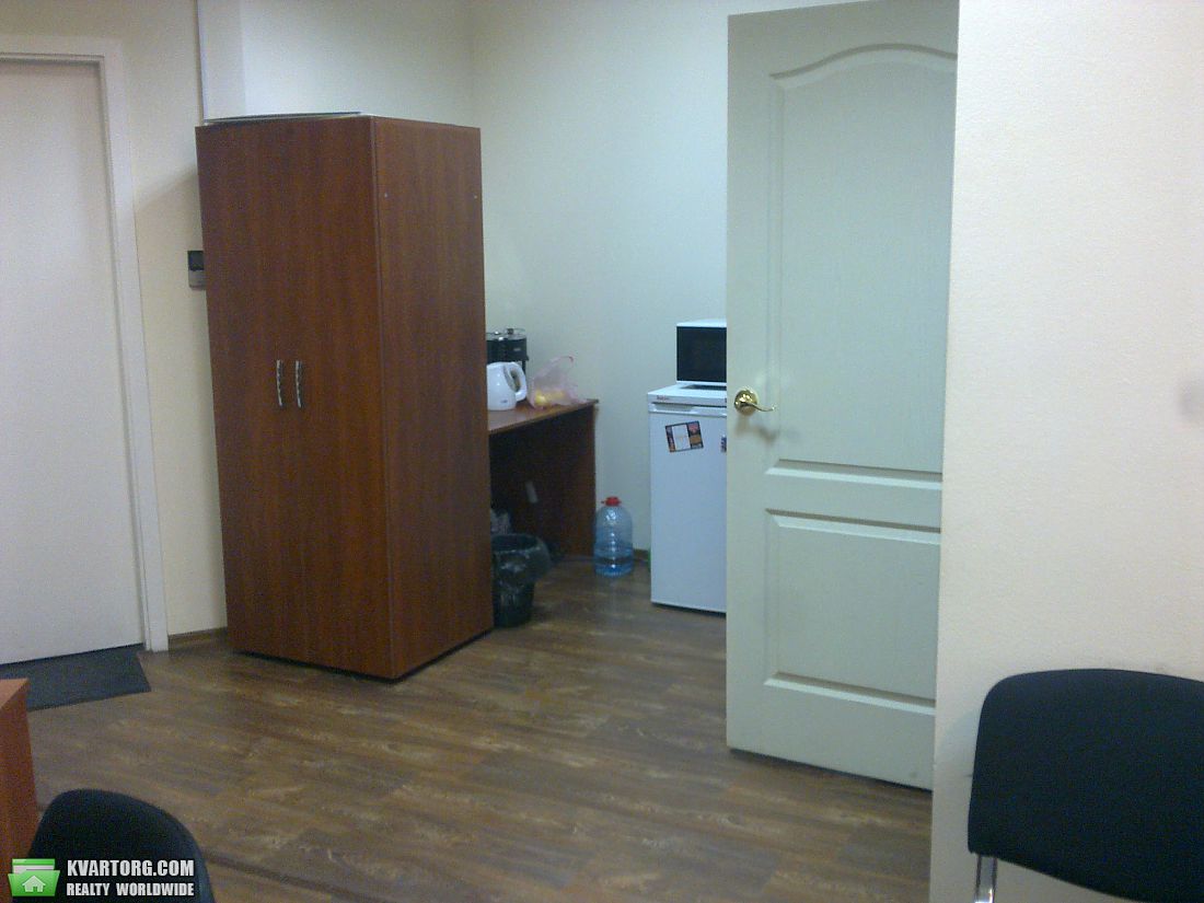 Rent out office. Киев, Черновола — photo 4
