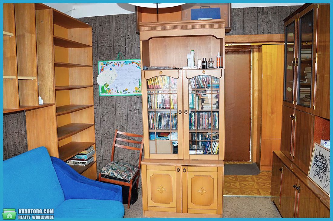 Sell 3-room apartment. Киев,  Русановская наб — photo 3