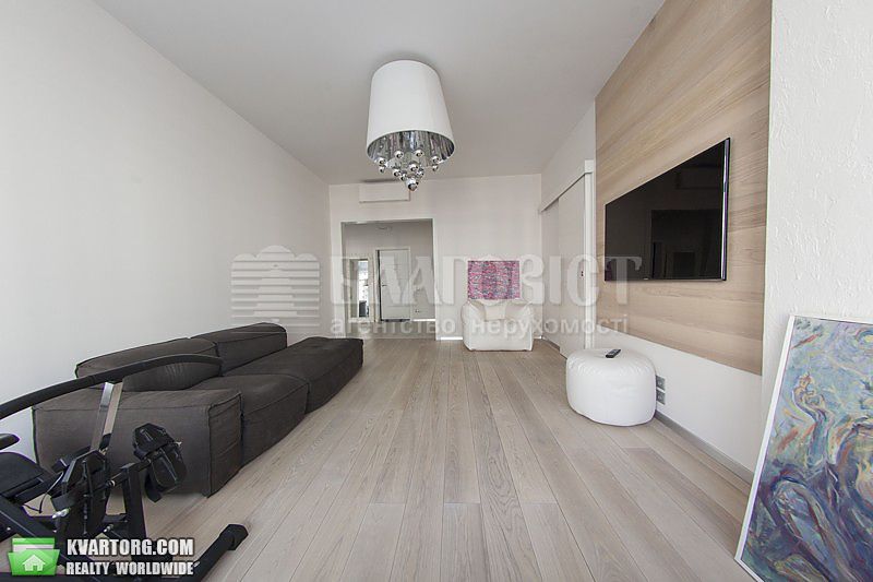 Rent out 2-room apartment. Киев, Драгомирова ул. — photo 2
