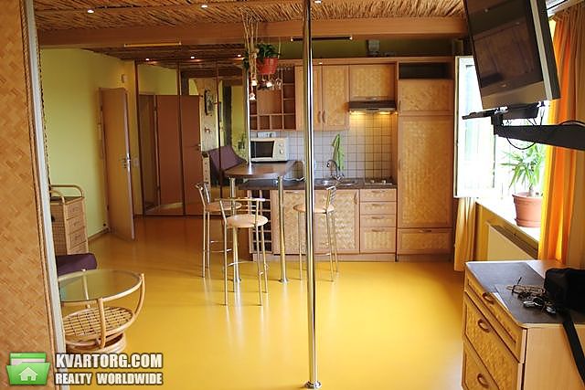 Rent out 2-room apartment. Киев,  Русановская наб — photo 5