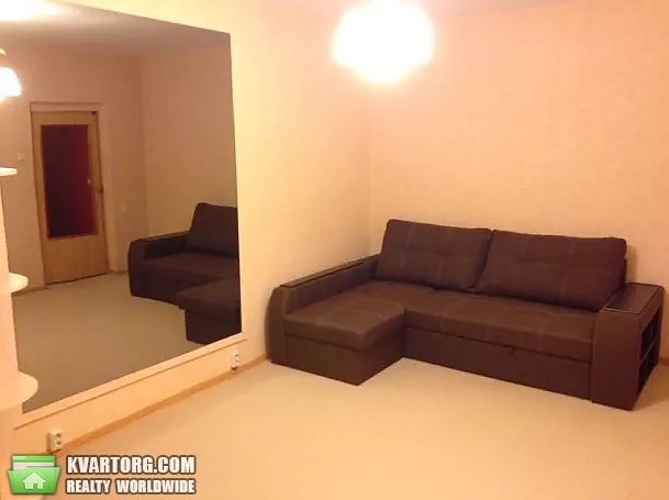 Rent out 1-room apartment. Киев,  Северная — photo 1