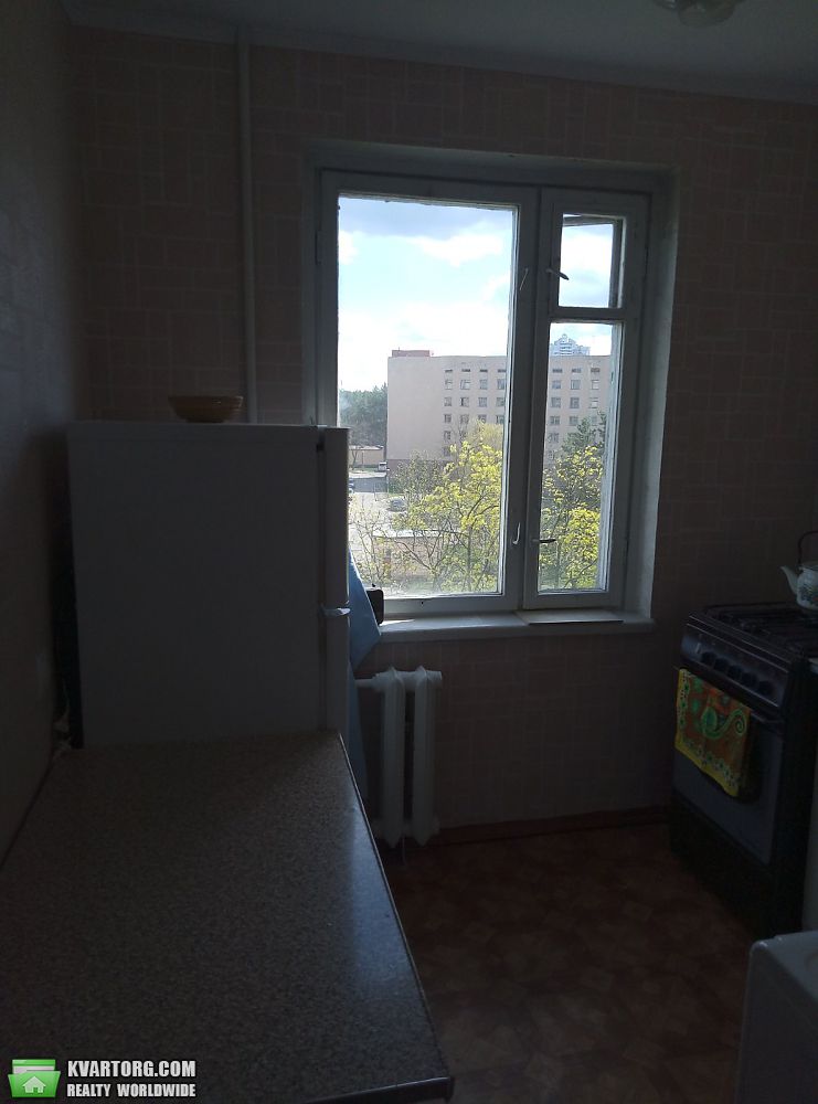 Rent out 2-room apartment. Киев, Лесной проспект — photo 2