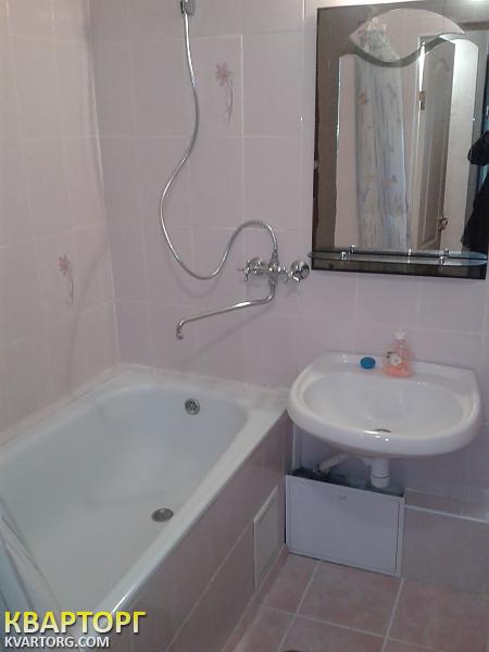 Rent out 2-room apartment. Киев, Братиславская — photo 4