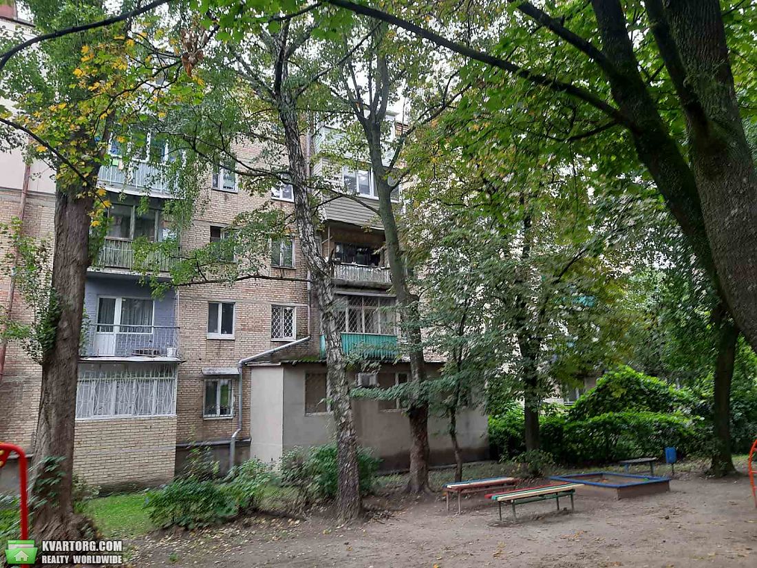 Rent out 2-room apartment. Киев,  Голосеевский пр — photo 1