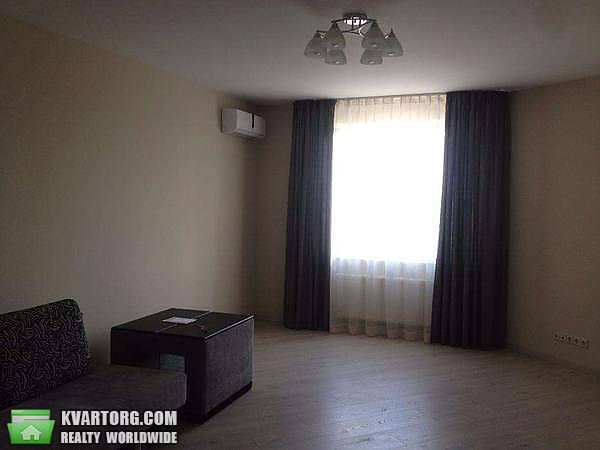 Rent out 1-room apartment. Киев,  Лайоша Гавро — photo 3