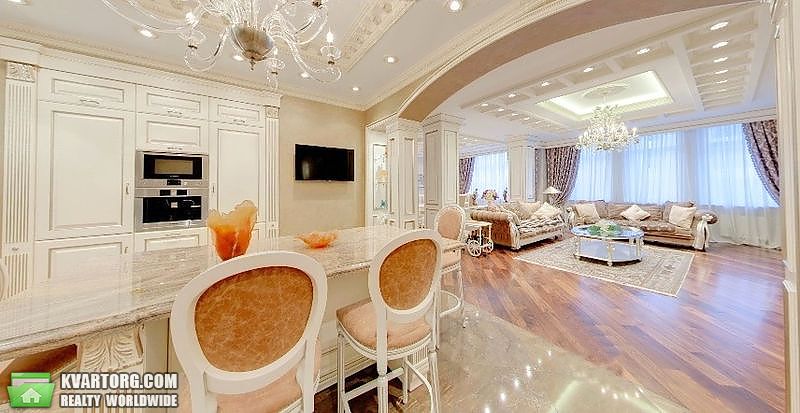 Sell 3-room apartment. Киев,  Грушевского — photo 1