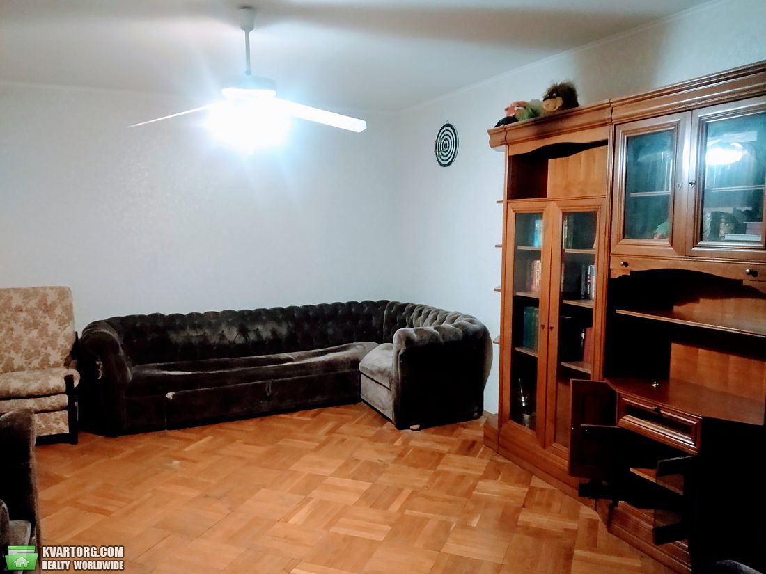 Rent out 2-room apartment. Киев,  Бажана — photo 7