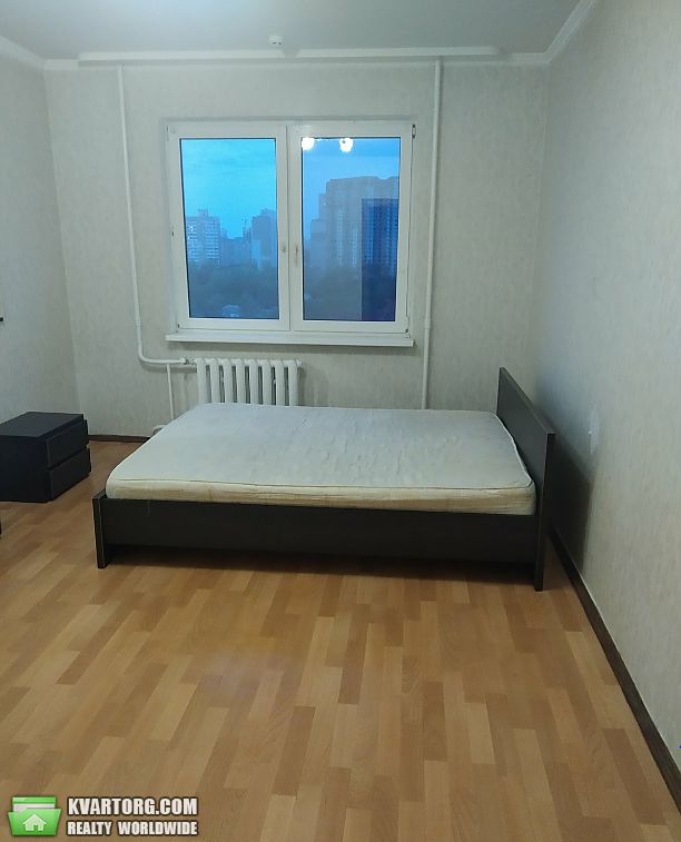 Rent out 3-room apartment. Киев,  Григоренко пр — photo 4