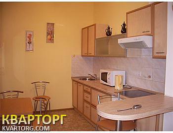 Rent out 2-room apartment. Киев,  Саксаганского — photo 3