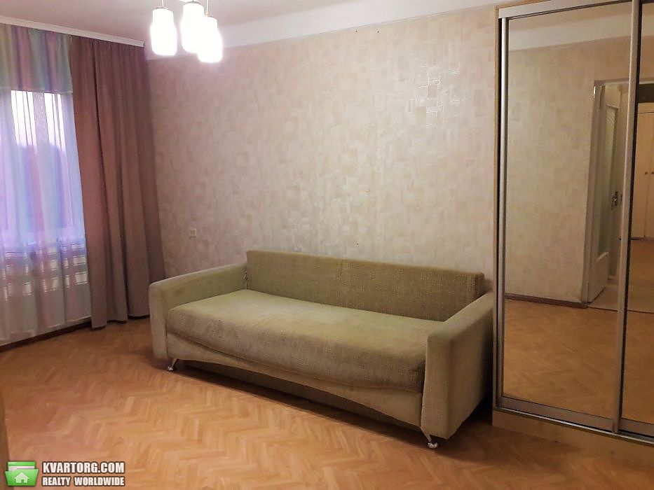 Rent out 2-room apartment. Киев,  Ромена Роллана бул — photo 6