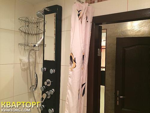 Rent out 2-room apartment. Киев, Полярная — photo 8