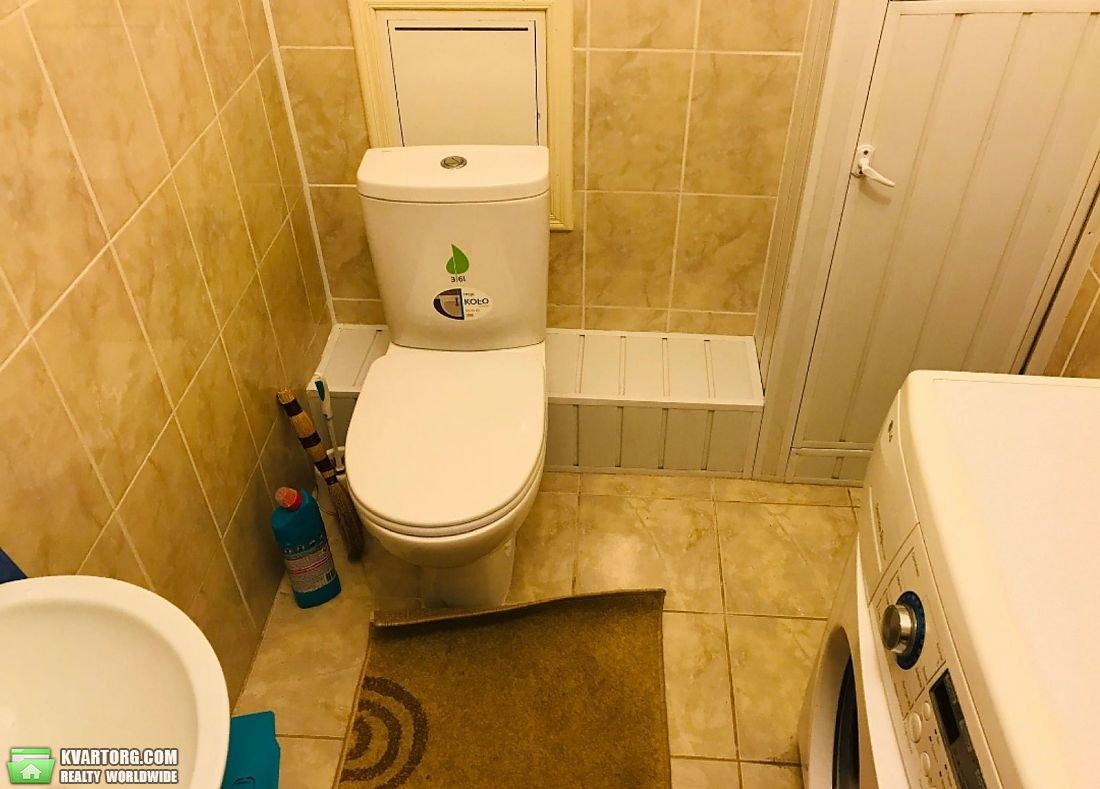 Rent out 2-room apartment. Киев,  Вишняковская — photo 2