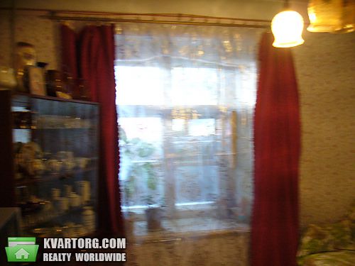 Sell 3-room apartment. Днепропетровск, Петровского проспект — photo 1