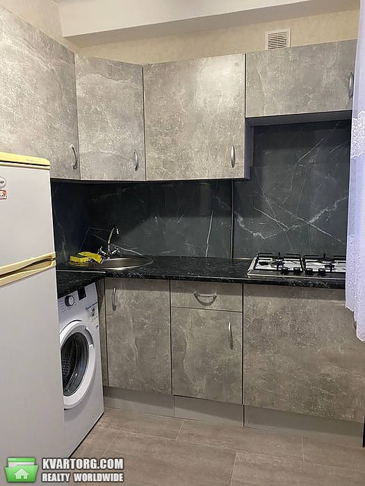 Rent out 1-room apartment. Киев,  Бойченко — photo 1