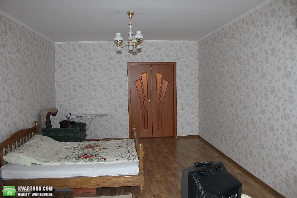 Sell 3-room apartment. Киев,  Ломоносова — photo 1
