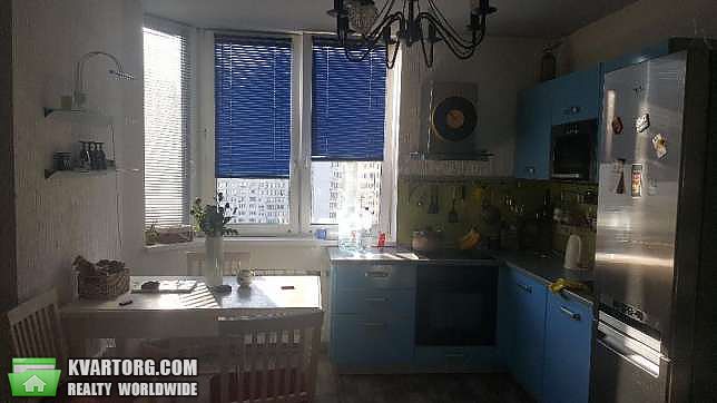 Rent out 2-room apartment. Киев,  Гмыри — photo 1
