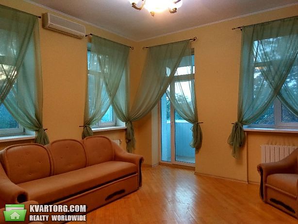 Rent out 3-room apartment. Киев, Святошинський р-н — photo 1
