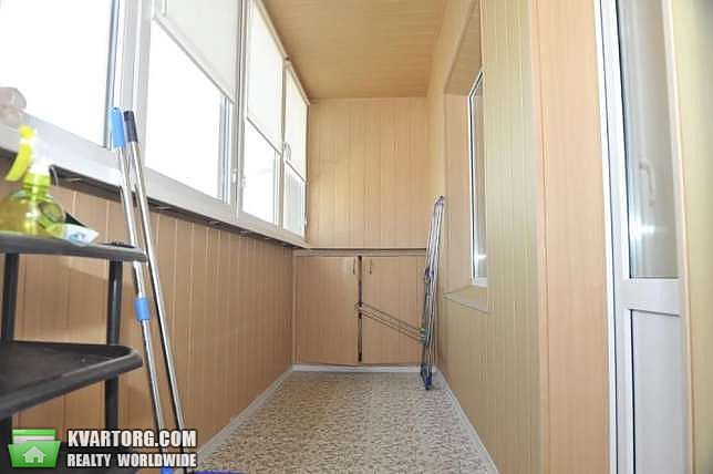 Rent out 3-room apartment. Киев, Декабристов — photo 8
