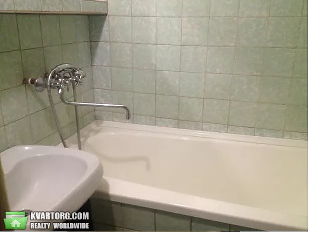 Rent out 2-room apartment. Киев, Милослаская — photo 4