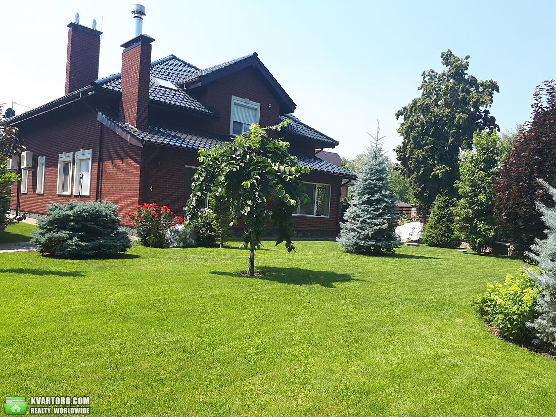 Sell house. Киев,   Киев Святош котедж гор. — photo 1