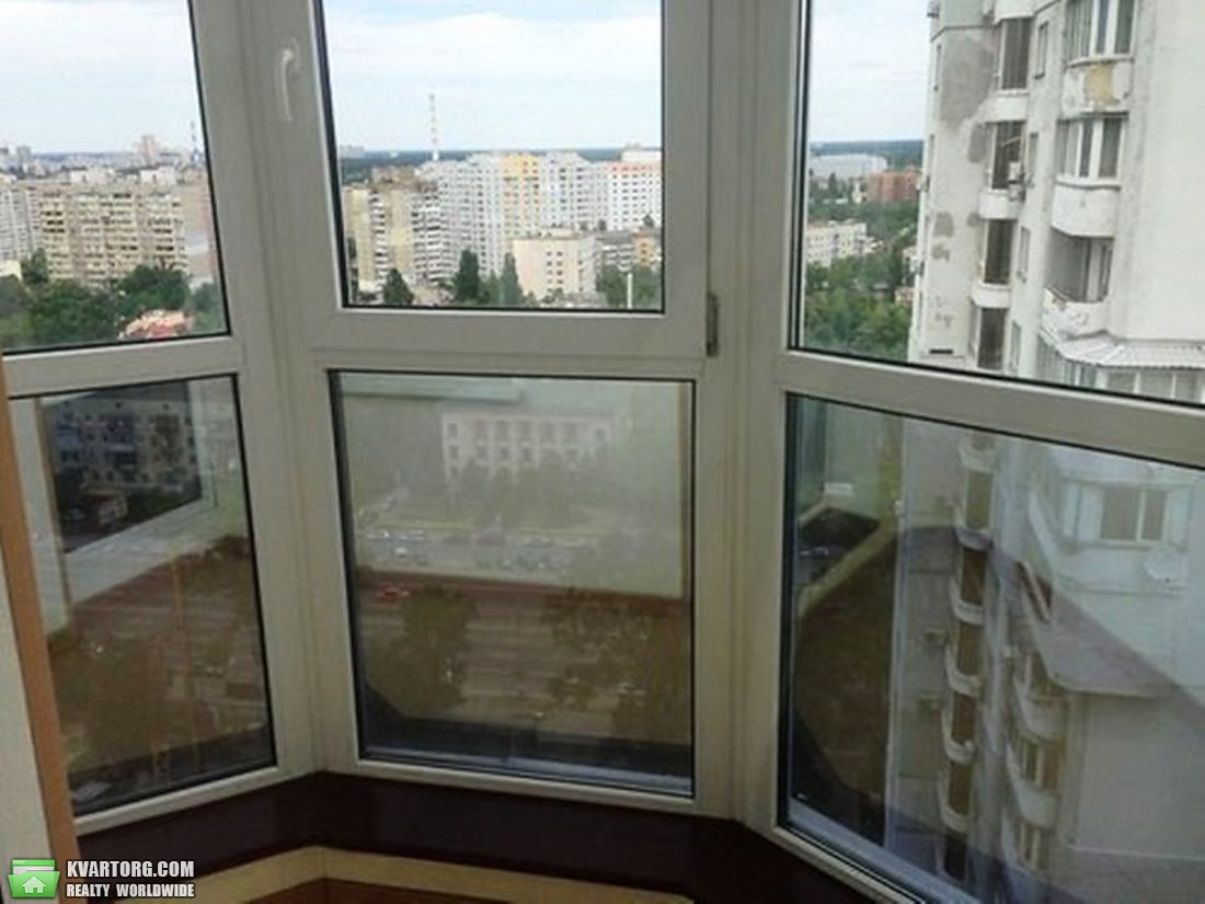 Rent out 2-room apartment. Киев,  Львовская — photo 7