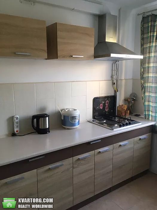 Rent out 3-room apartment. Киев, Антонова — photo 1