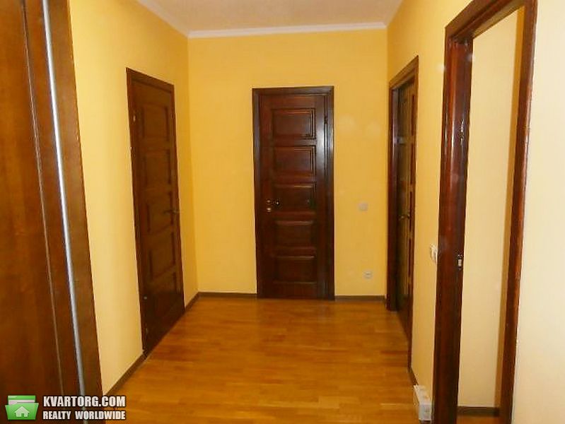 Rent out 2-room apartment. Киев,  Феодосийский пер — photo 6